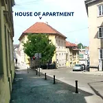 Central Apartment Апартаменты