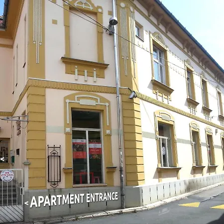 Апартаменты Central Apartment Веспрем