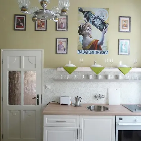 Central Apartment Διαμέρισμα Veszprém