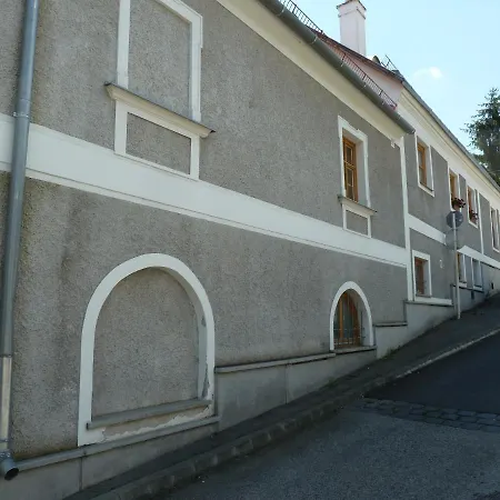 Central Apartment *
