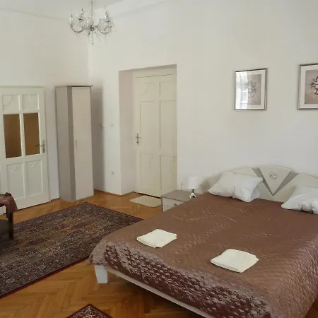 Appartamento Central Apartment *